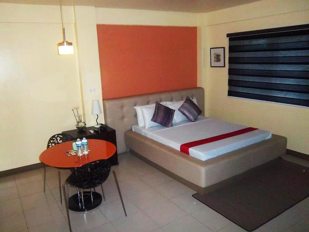 Hotel Cara Lipa City Номер фото