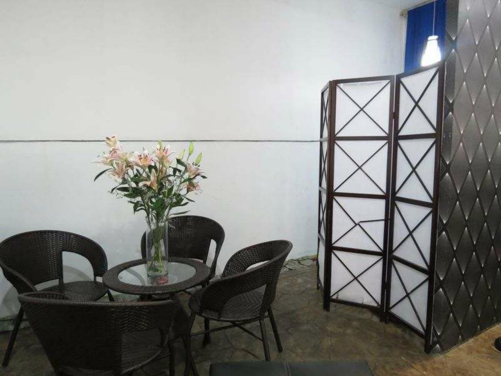 Hotel Cara Lipa City Екстер'єр фото