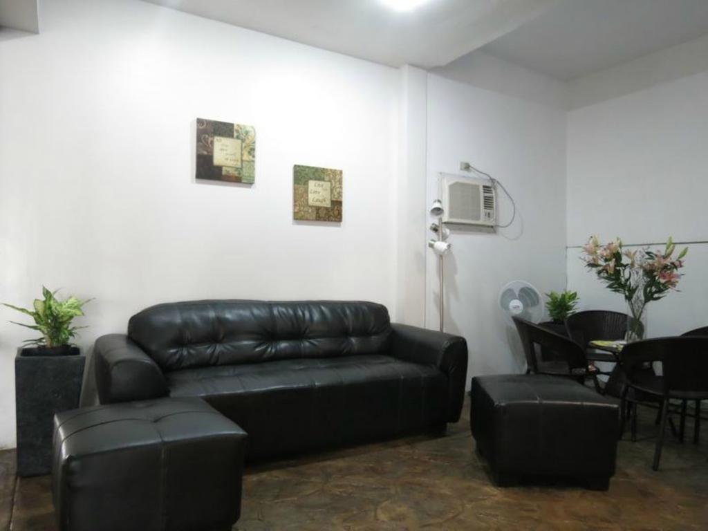 Hotel Cara Lipa City Екстер'єр фото