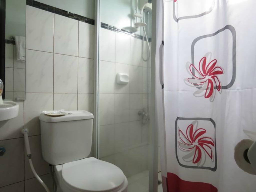 Hotel Cara Lipa City Екстер'єр фото